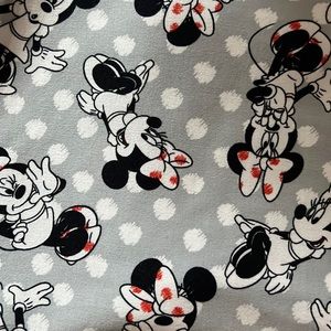 Lularoe Disney Minnie Mouse leggings tall and curvy